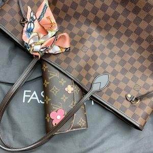 Louis Vuitton DE Rose Neverfull MM